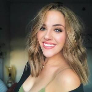 Meet your Posher, Haley